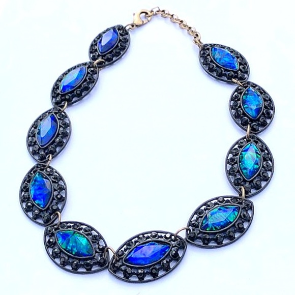 Unknown Jewelry - HOST PICK🎉Japanned Peacock Foiled Resin Necklace